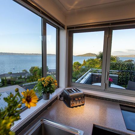 Rotorua Serenity Lakeview Retreat Экстерьер фото