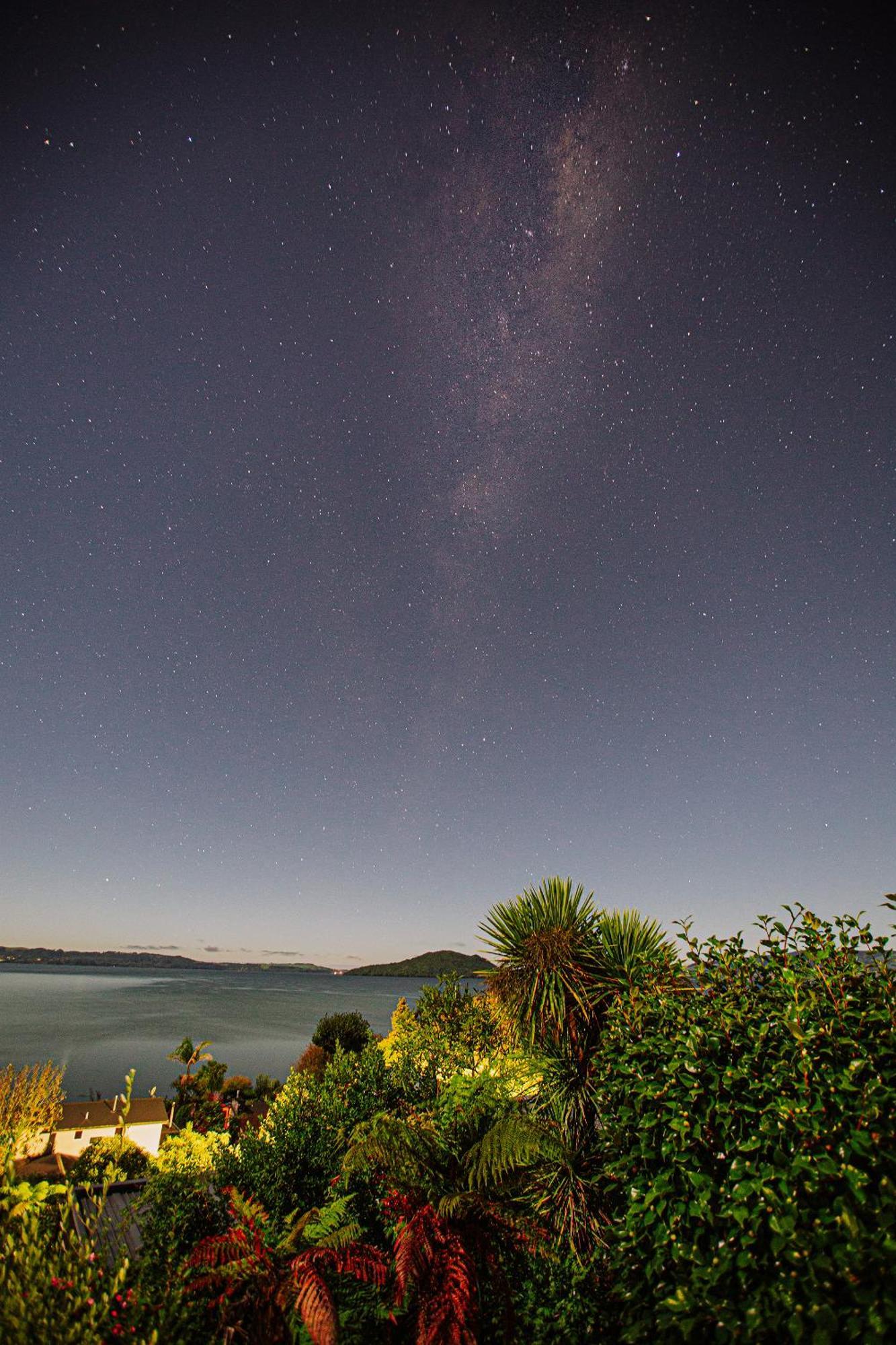 Rotorua Serenity Lakeview Retreat Экстерьер фото